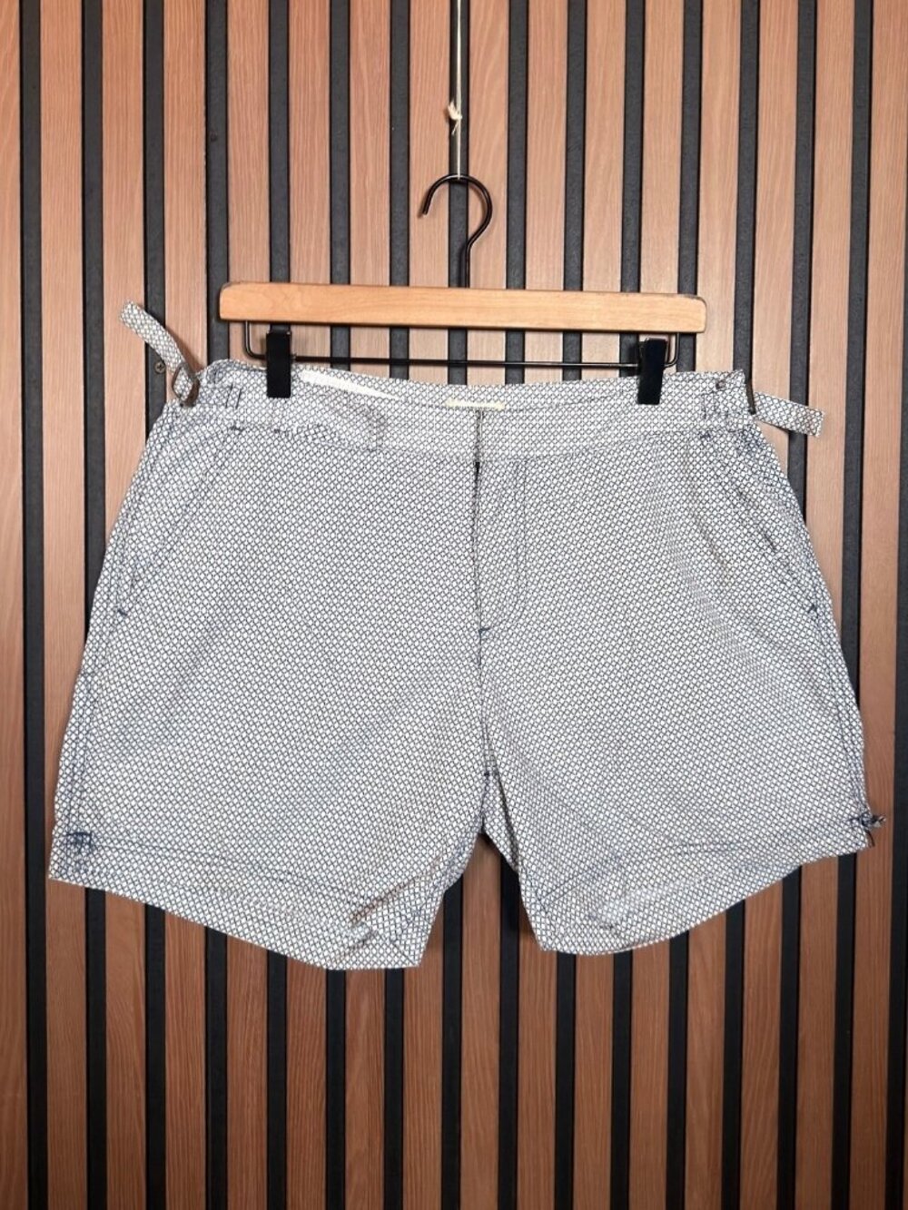 Suitsupply Swimshorts Medium Men’s White Blue Geometric Print Lined 100% Nylon